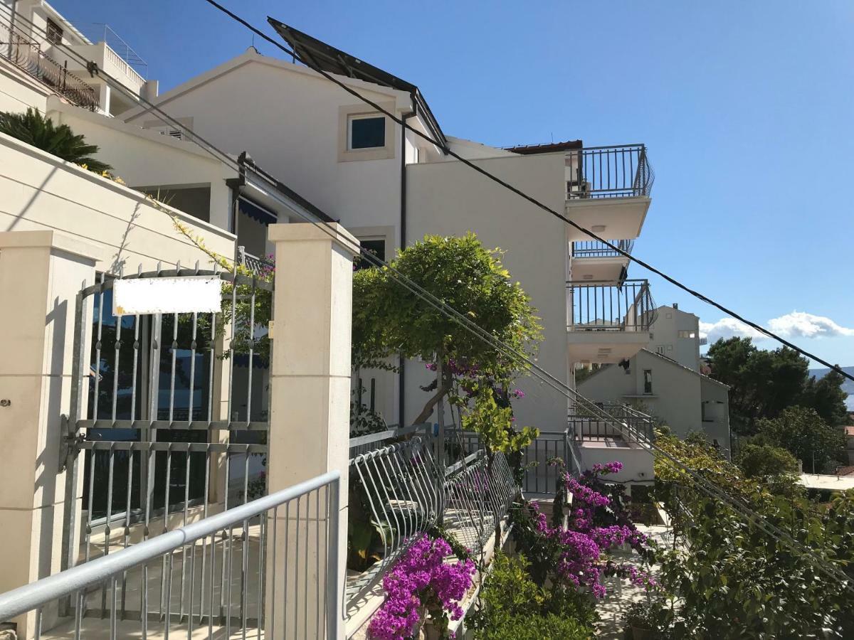 Beach Penthouse Diamond Омиш Экстерьер фото